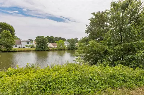 View/Area - 323 Westview Dr, Hampton, VA 23666 photo 1 of 1