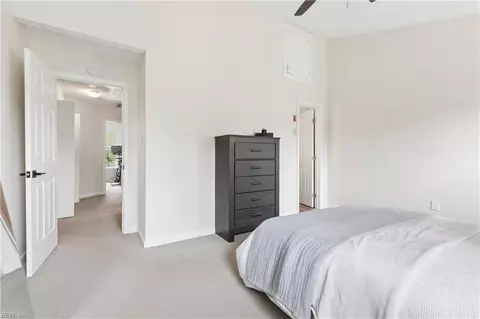 Bedroom - 323 Westview Dr, Hampton, VA 23666 photo 3 of 9