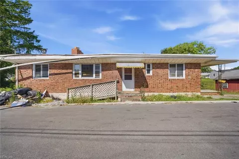 125 S Capital St, Suffolk, VA 23434
