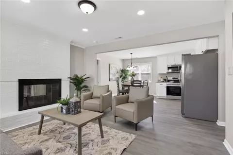 57 Tillerson Dr, Newport News, VA 23602