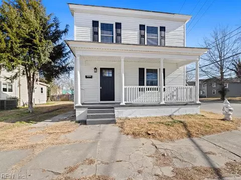 152 Lee St, Suffolk, VA 23434