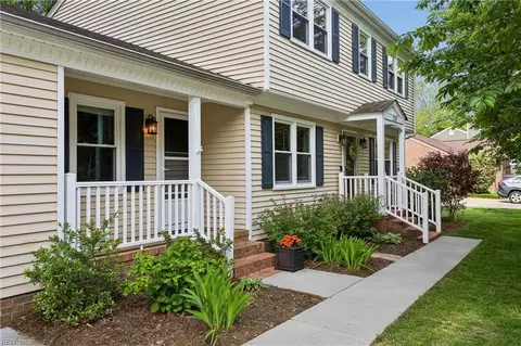 124 Camelot Cres, Yorktown, VA 23693