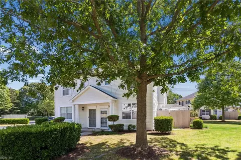 4405 Duffy Dr, Virginia Beach, VA 23462