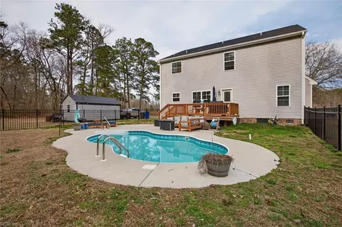 6501 Leafwood Rd, Suffolk, VA 23437