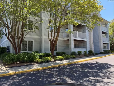 920 Charnell Dr #101, Virginia Beach, VA 23451
