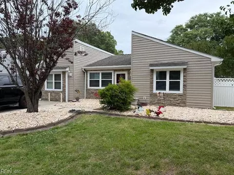 1359 Cypress Pl, Chesapeake, VA 23320