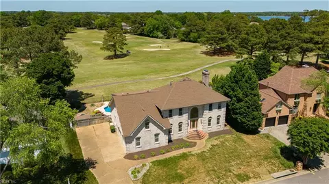2112 Chamberling Ky, Virginia Beach, VA 23454