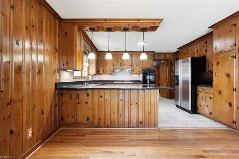 Kitchen - 16 Pine Ln, Hampton, VA 23664 photo 1 of 4