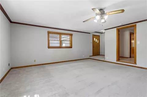 Living - 16 Pine Ln, Hampton, VA 23664 photo 5 of 5