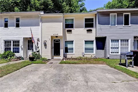 4348 Stafford Dr, Chesapeake, VA 23321