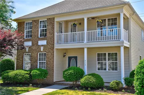 913 Brittlebank Dr, Virginia Beach, VA 23462