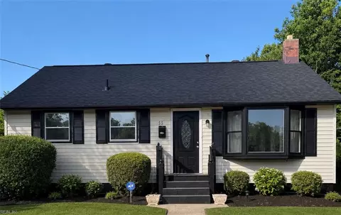 55 Calvary Ter, Hampton, VA 23666