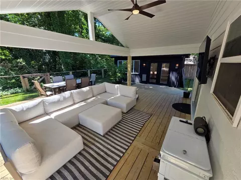 4505 Delco Rd, Virginia Beach, VA 23455
