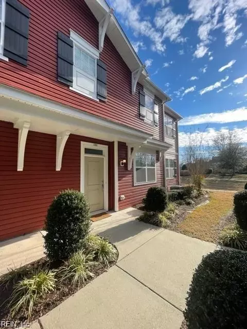 729 Lacy Oak Dr, Chesapeake, VA 23320