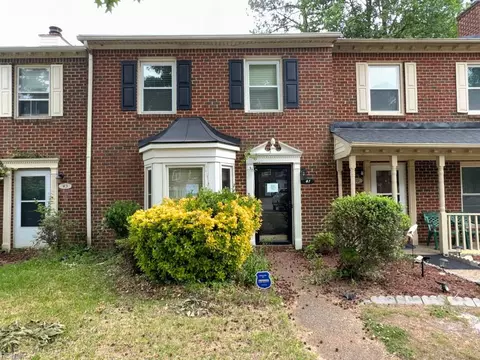 41 King George Quay Quay, Chesapeake, VA 23325