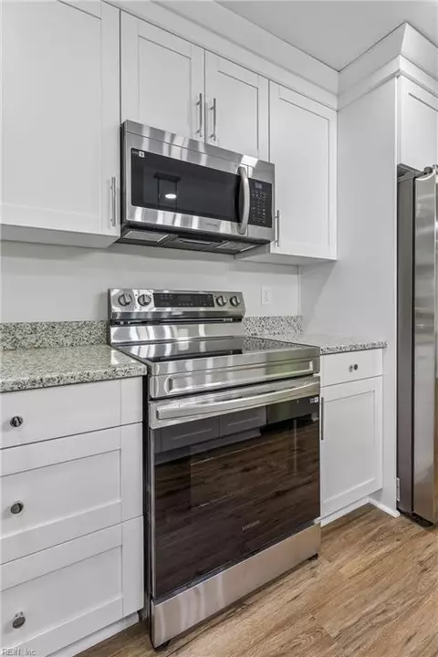 Kitchen - 5738 Hickory Fork Rd, Gloucester, VA 23061 photo 3 of 4