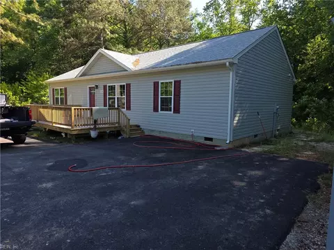 5738 Hickory Fork Rd, Gloucester, VA 23061