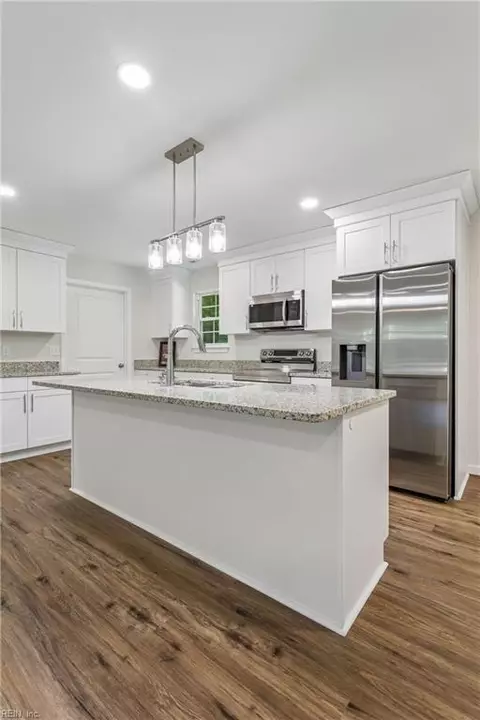 Kitchen - 5738 Hickory Fork Rd, Gloucester, VA 23061 photo 4 of 4