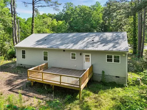 Exterior - 5738 Hickory Fork Rd, Gloucester, VA 23061 photo 12 of 13