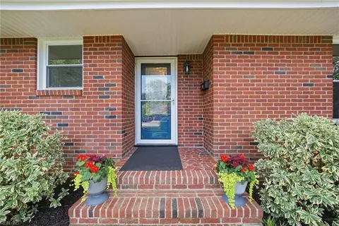 Exterior - 1637 Cougar Ave, Norfolk, VA 23518 photo 3 of 11