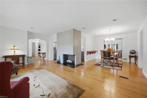 Living - 1637 Cougar Ave, Norfolk, VA 23518 photo 1 of 3