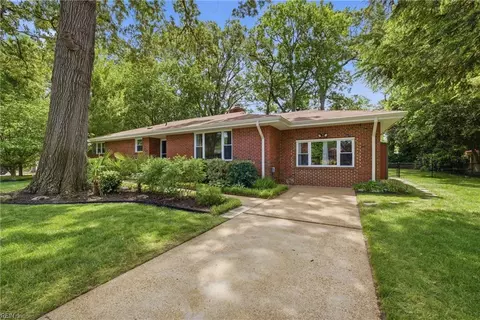 Exterior - 1637 Cougar Ave, Norfolk, VA 23518 photo 10 of 11