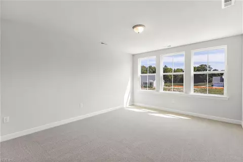 Bedroom - Mm Greenhaven At Hillpoint, Suffolk, VA 23433 photo 4 of 9