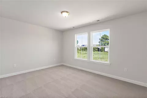 Bedroom - Mm Greenhaven At Hillpoint, Suffolk, VA 23433 photo 6 of 9