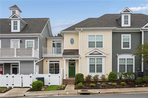 109 Promenade Ln, Williamsburg, VA 23185