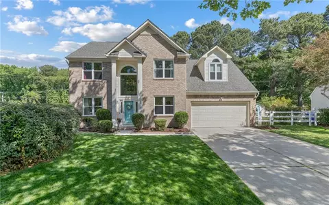 3153 Nansemond Loop, Virginia Beach, VA 23456