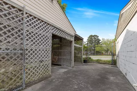 Exterior - 23218 Main St, Capron, VA 23829 photo 4 of 7