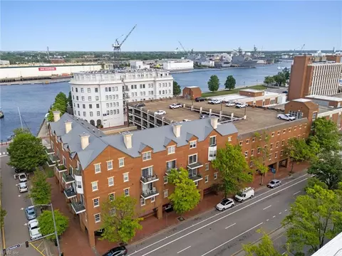 111 High St #407, Portsmouth, VA 23704