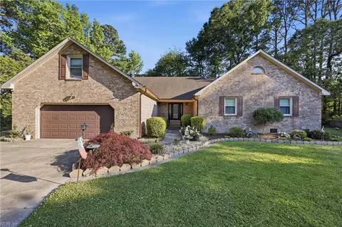 706 Tannahill Ct, Chesapeake, VA 23322
