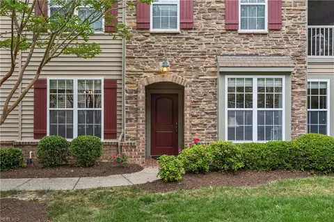2802 James River Trl, Carrollton, VA 23314