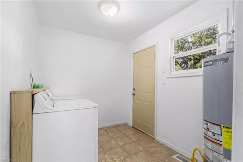 Other - 709 Lee St, Hampton, VA 23669 photo 4 of 6