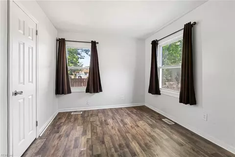 Bedroom - 709 Lee St, Hampton, VA 23669 photo 1 of 3