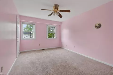 Bedroom - 419 Durham St, Hampton, VA 23669 photo 2 of 7