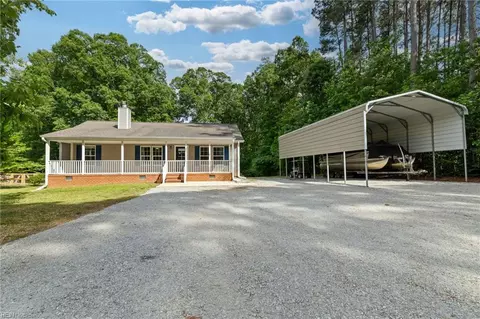 86 Sycamore Ct, Bracey, VA 23919