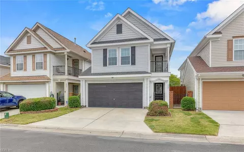 652 Pawleys Arch Arch, Virginia Beach, VA 23462