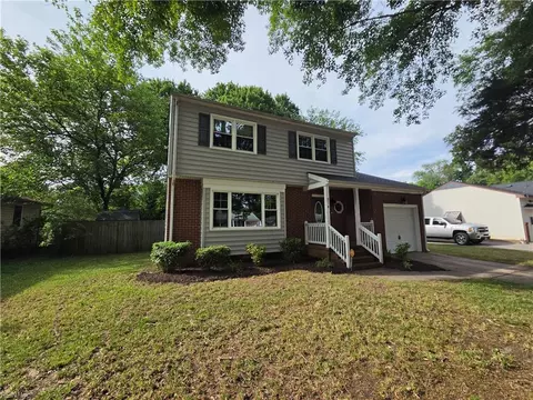 274 Exeter Rd, Newport News, VA 23602
