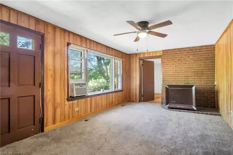 Living - 6666 Riverview Inn Ln, Gloucester, VA 23061 photo 1 of 1