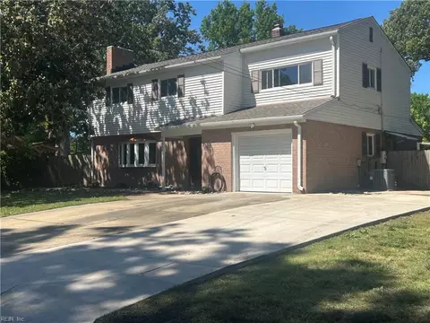 4000 Rumford Ln, Virginia Beach, VA 23452