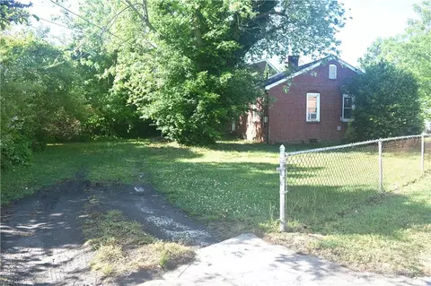 Exterior - 436 Seminole Rd, Hampton, VA 23661 photo 4 of 4