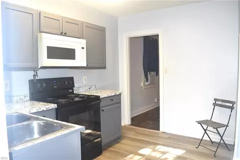 Kitchen - 436 Seminole Rd, Hampton, VA 23661 photo 3 of 4