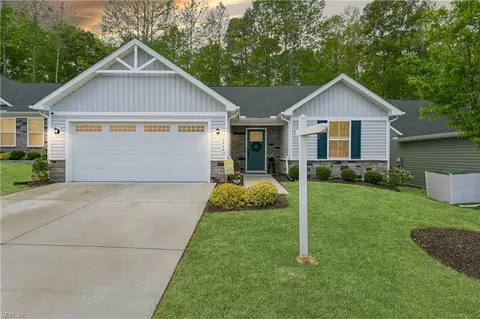 6964 Motley Landing Dr, Gloucester, VA 23061