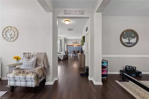 Entry Way - 3329 Conservancy Dr, Chesapeake, VA 23323 photo 1 of 10