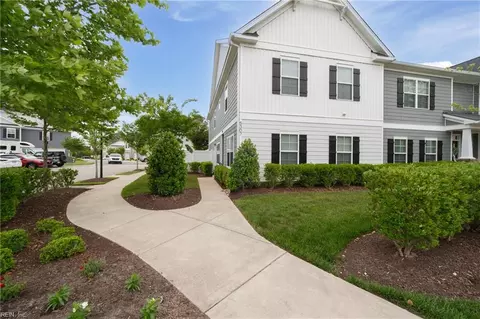 5307 Sports Club Rn Run #200, Suffolk, VA 23435