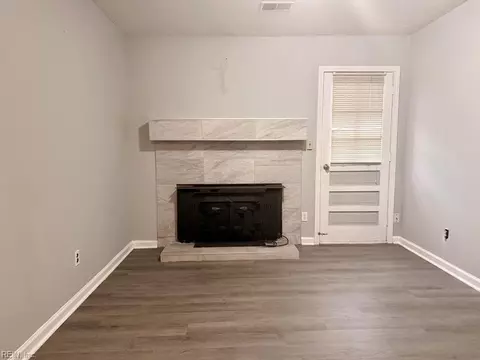 Living - 1209 Whaley Ave, Norfolk, VA 23502 photo 2 of 2