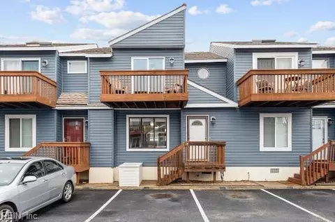 521 W Ocean View Ave #C, Norfolk, VA 23503