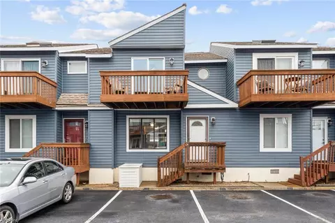 521 W Ocean View Ave #C, Norfolk, VA 23503